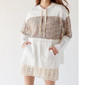 UO Hoodie Fletcher Colorblock Oversized Sweatshirt